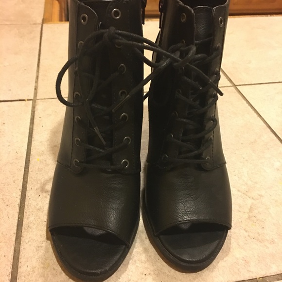 Report open toe booties - Picture 2 of 6